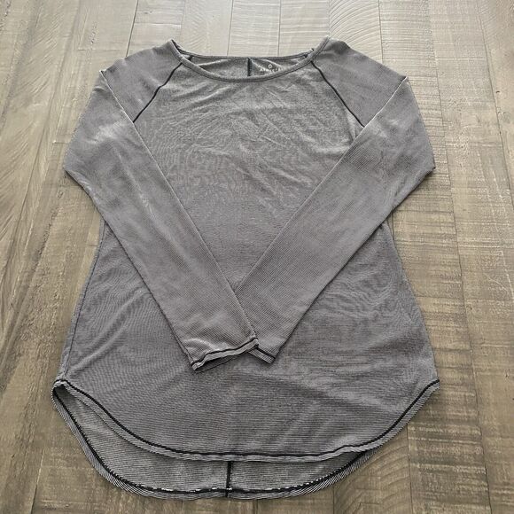 Athleta Black White Micro Stripe Shanti Long Sleeve Athleisure Top Shirt Size S‎ - Picture 3 of 16